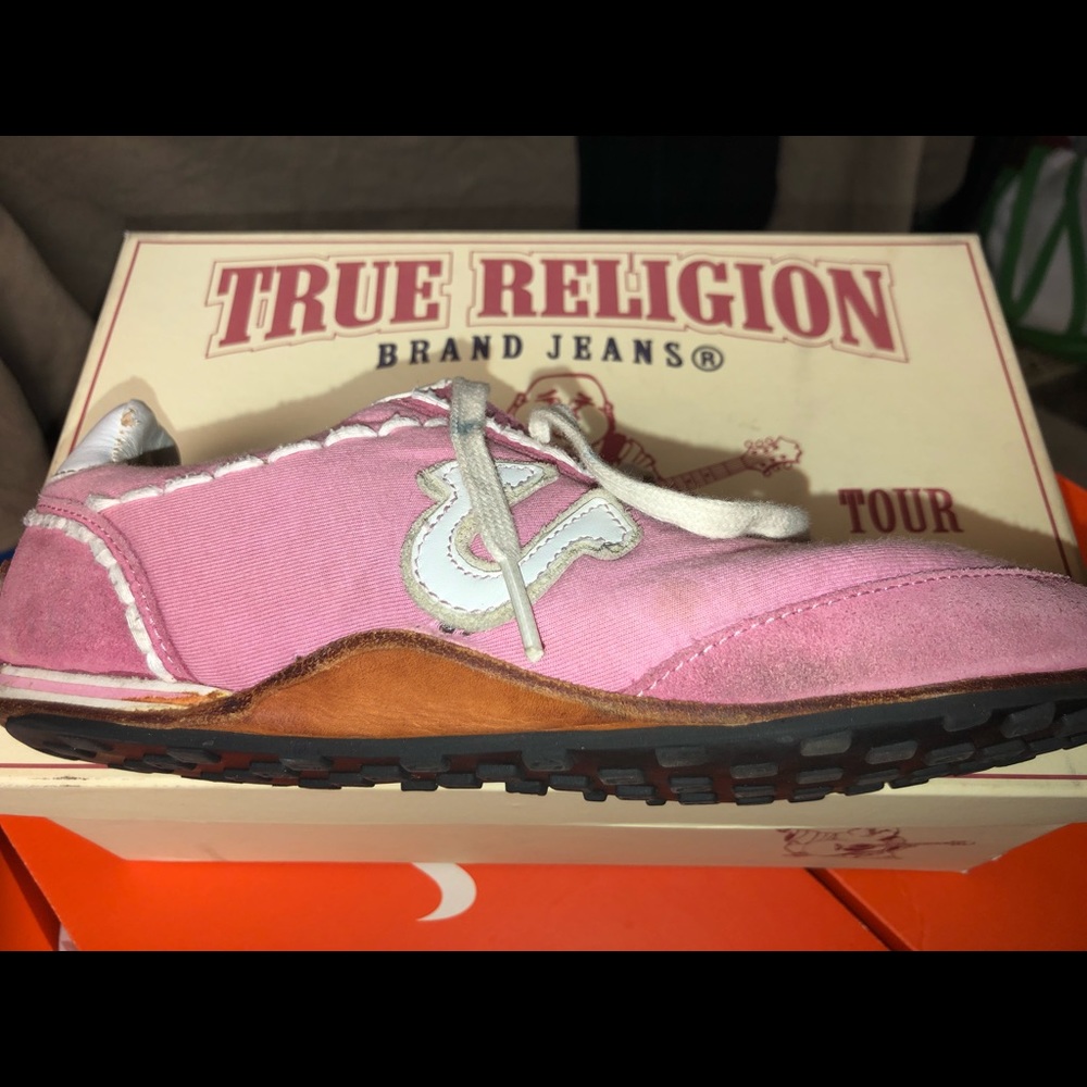 TRUE RELIGION SNEAKERS